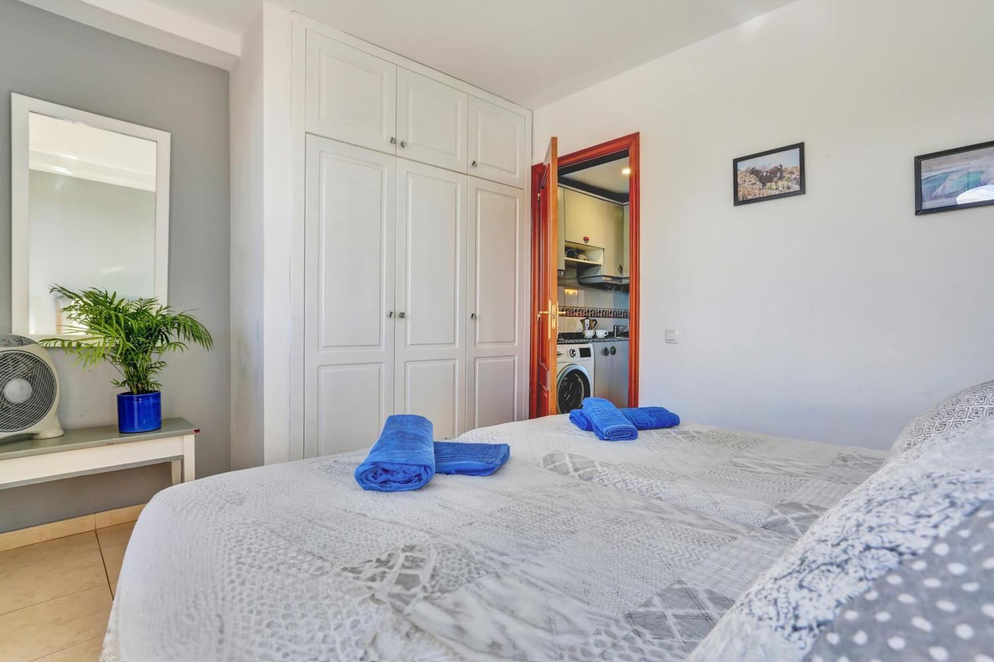 Oasis Royal Apartment คอร์ราเลโฮ ภายนอก รูปภาพ