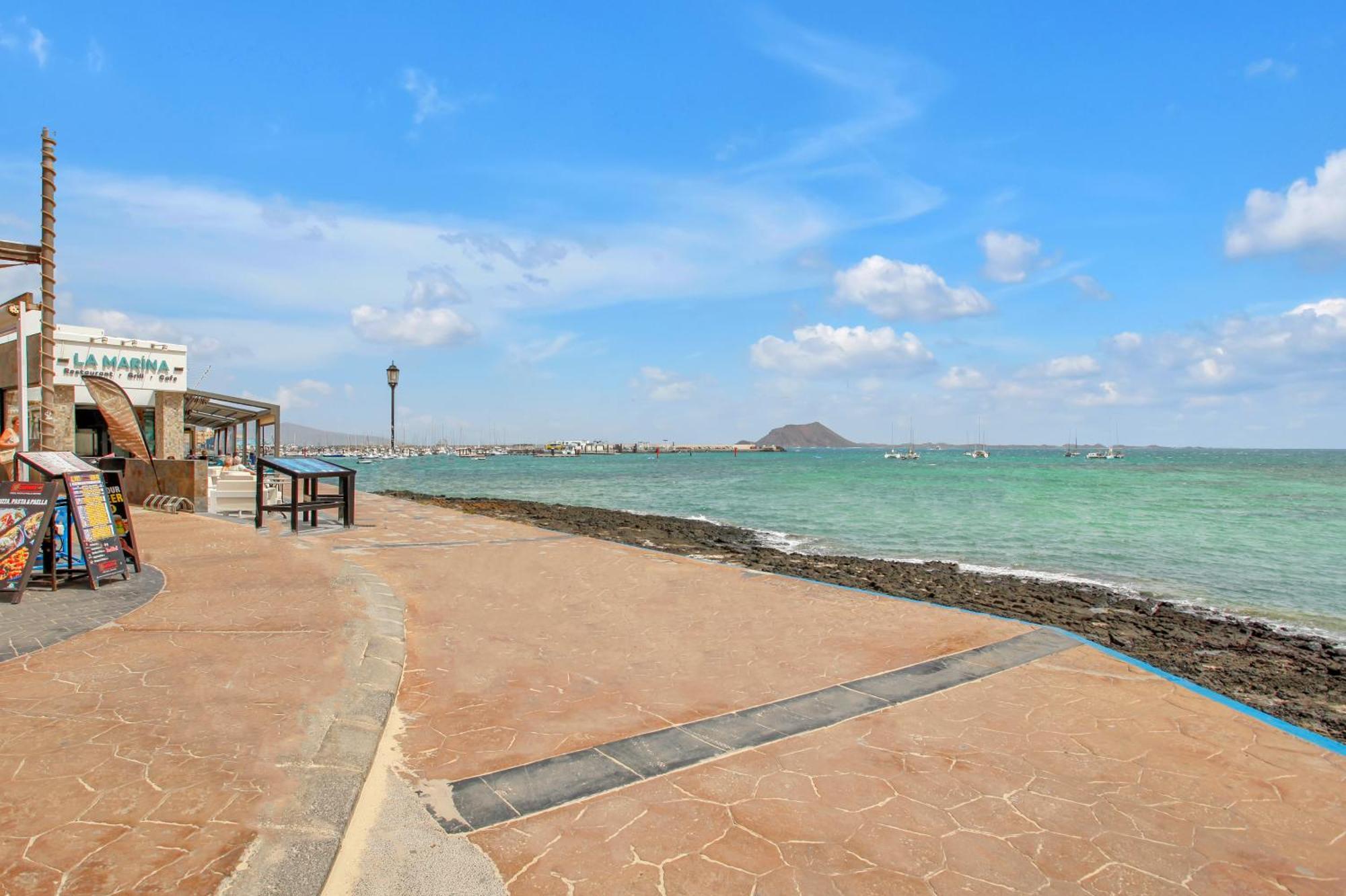 Oasis Royal Apartment คอร์ราเลโฮ ภายนอก รูปภาพ